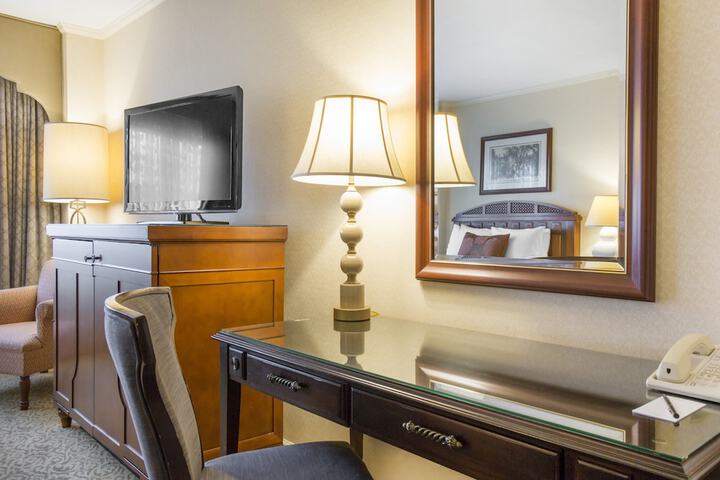 Omni New Haven Hotel at Yale
