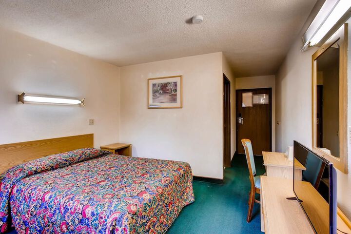 Room 21 of 26