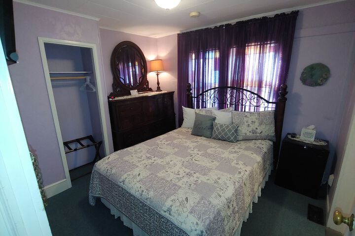 Island Guest House B & B