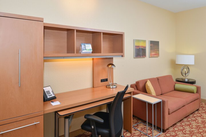 Room 7 of 15