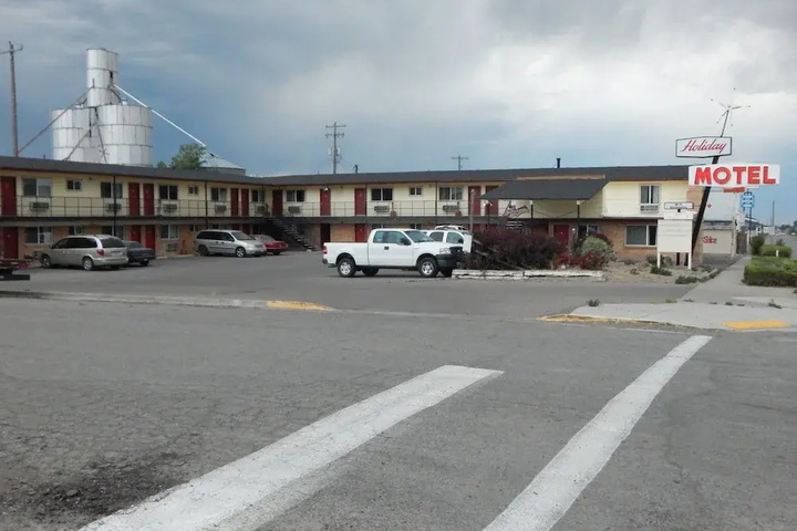 Holiday Motel