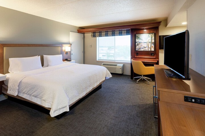 Room 10 of 44