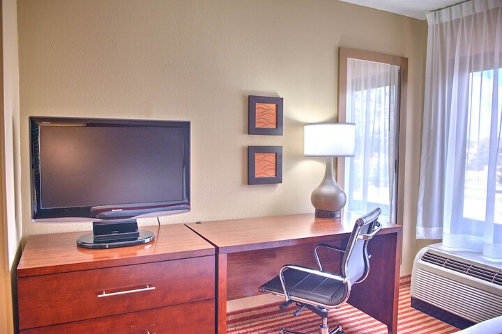 Room 42 of 60