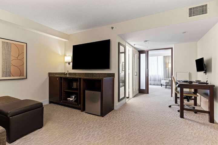 Room 46 of 96