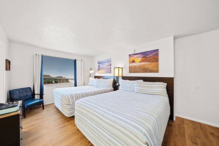 Surf & Sand Inn