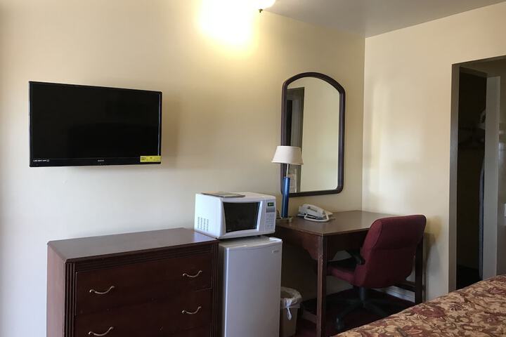 Room 21 of 25