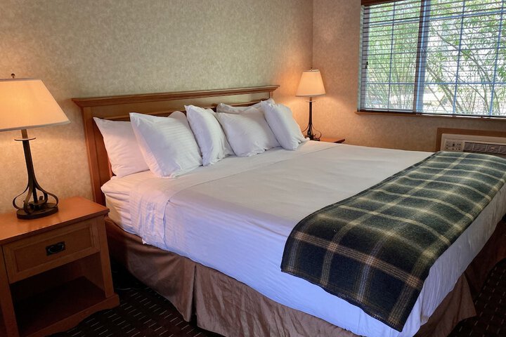 Cousins Country Inn