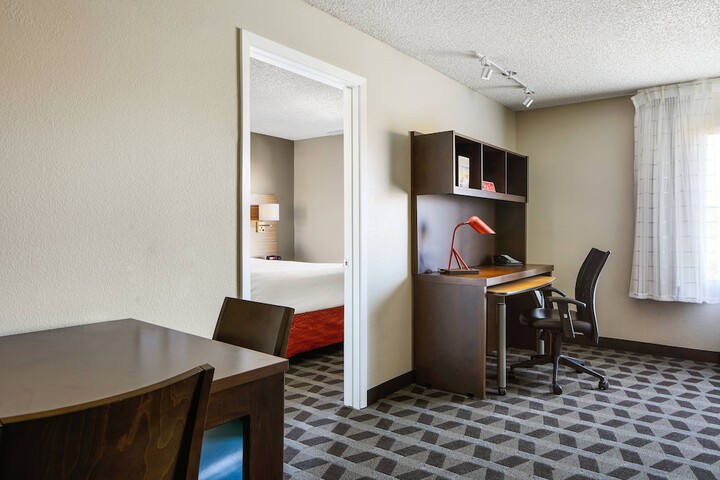 Room 15 of 26