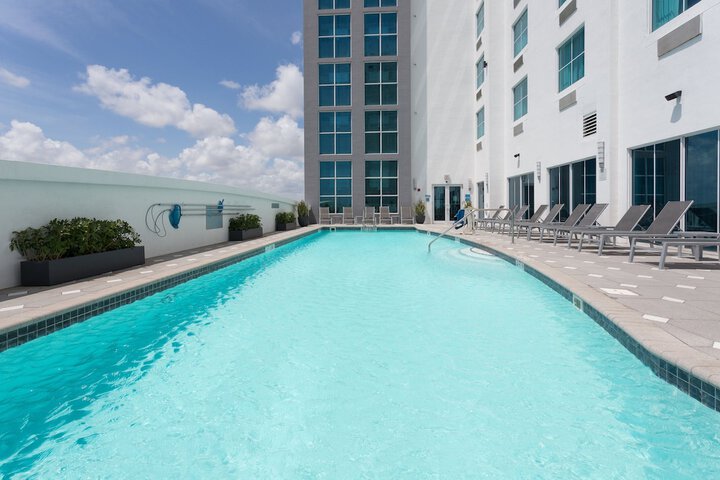 Pool 9 of 60