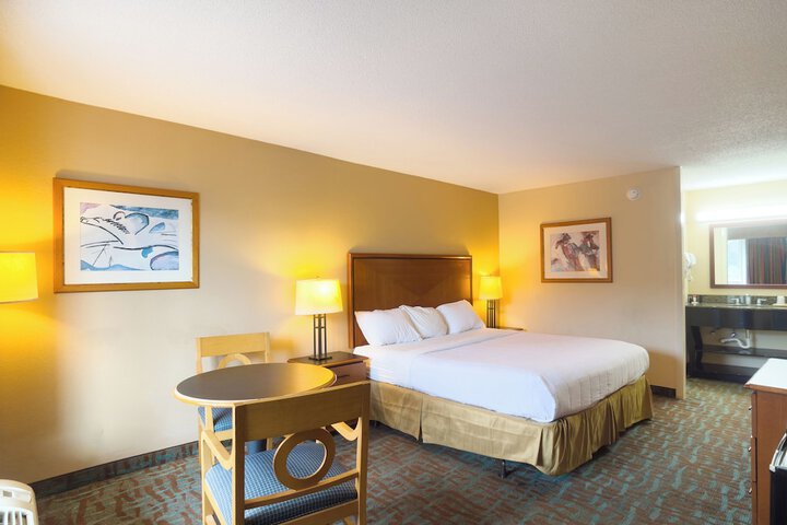 OYO Hotel Harriman near I-40