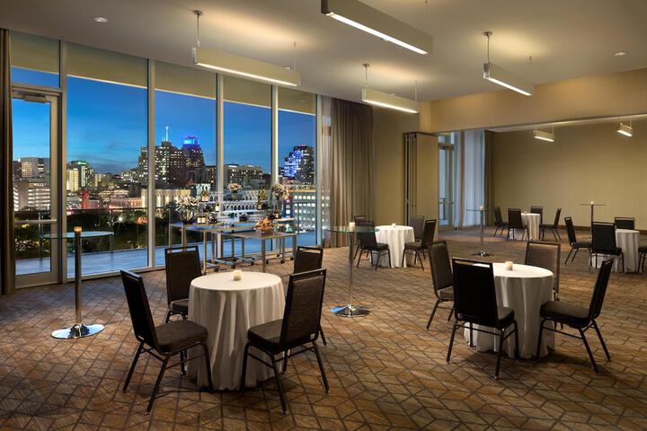 Grand Hyatt San Antonio River Walk
