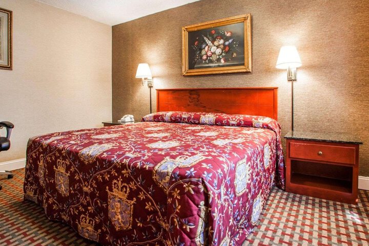 Rodeway Inn Paterson Great Falls Park Area