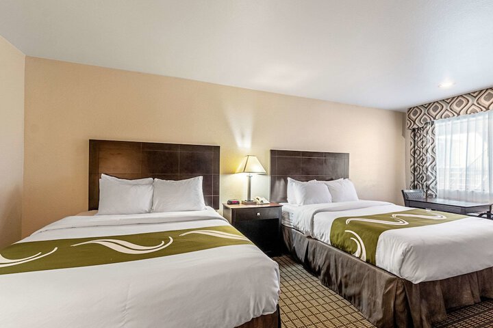 Quality Inn Three Rivers