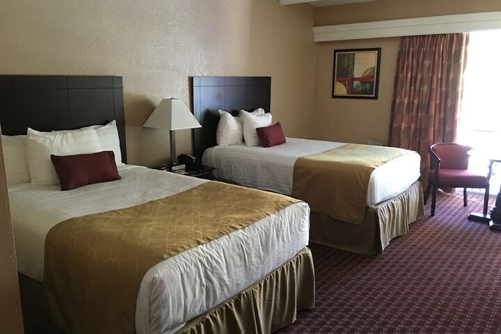 Room 48 of 62