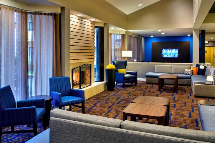 Hotel Interior 9 of 31