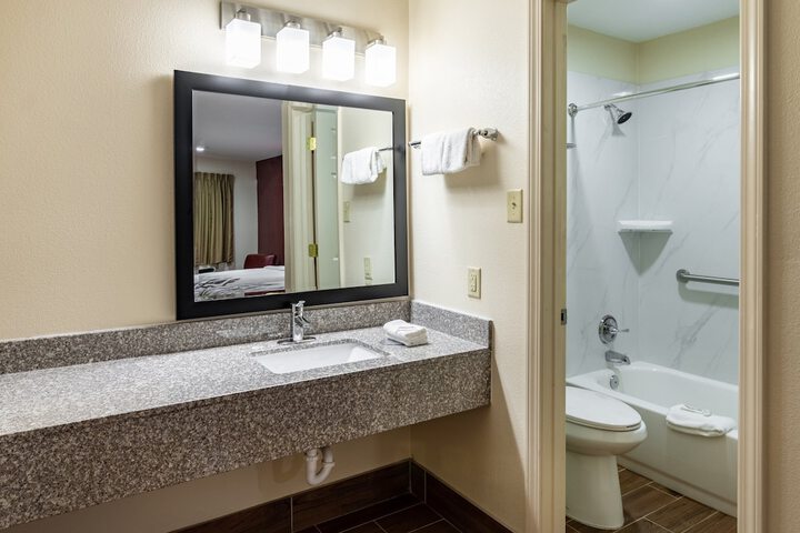 Red Roof Inn Buffalo TX