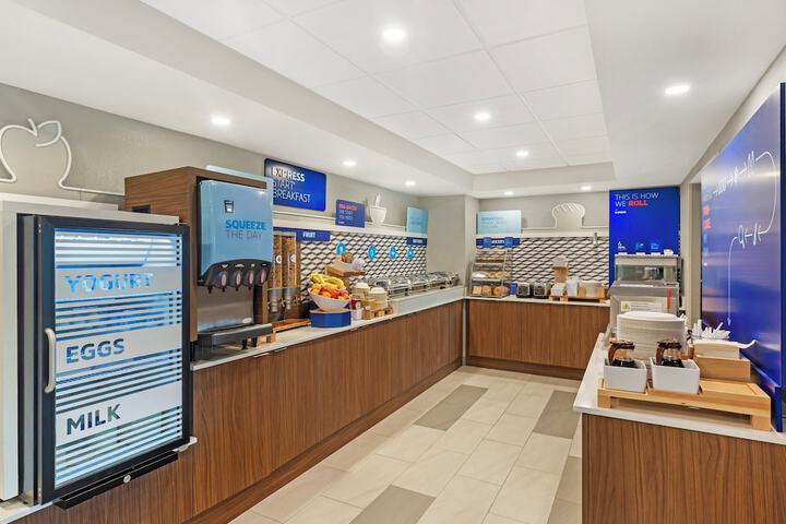 Holiday Inn Express Hyannis Cape Cod by IHG