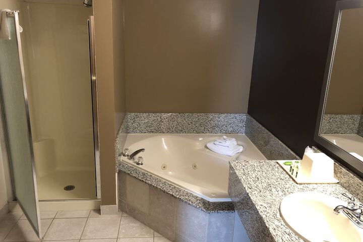 Best Western Strathmore Inn