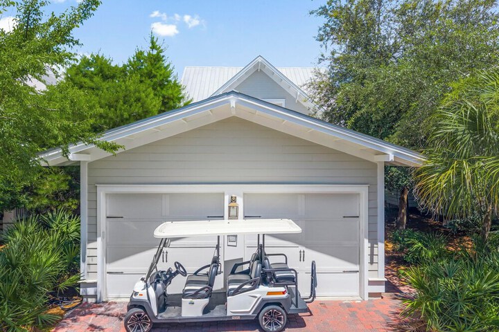 Prominence on 30A by Panhandle Getaways