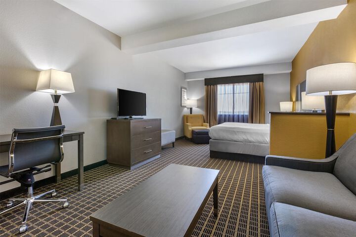 Best Western Plus Lampasas Inn & Suites