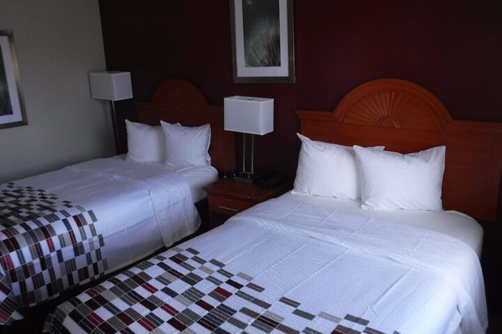 Red Roof Inn Morton Grove