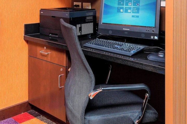 Fairfield Inn & Suites Galesburg