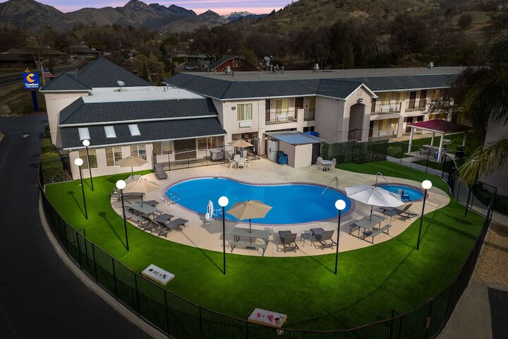 Pool 6 of 43