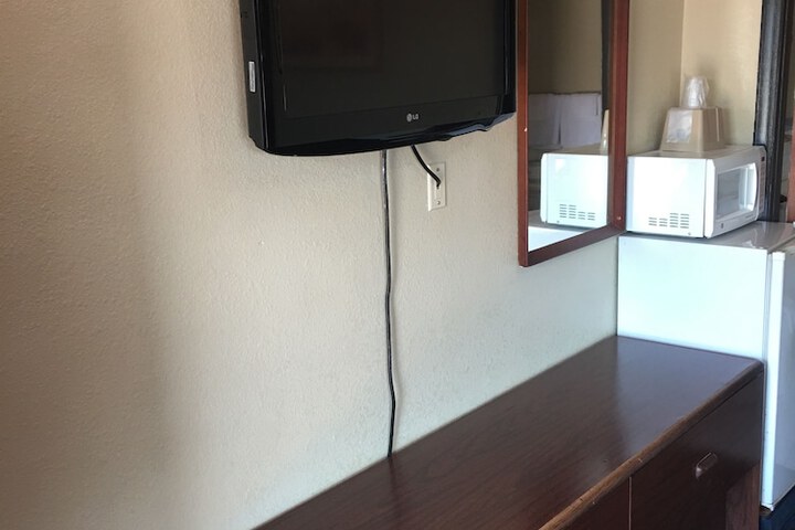 Room 48 of 80