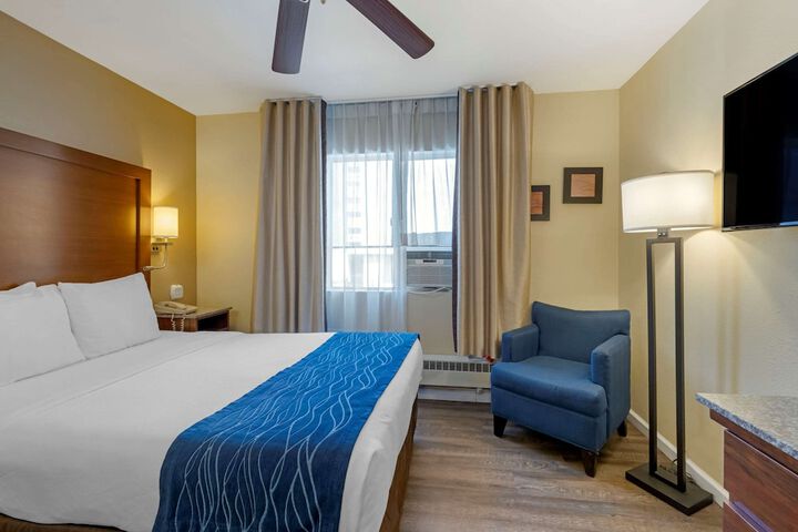Room 40 of 49