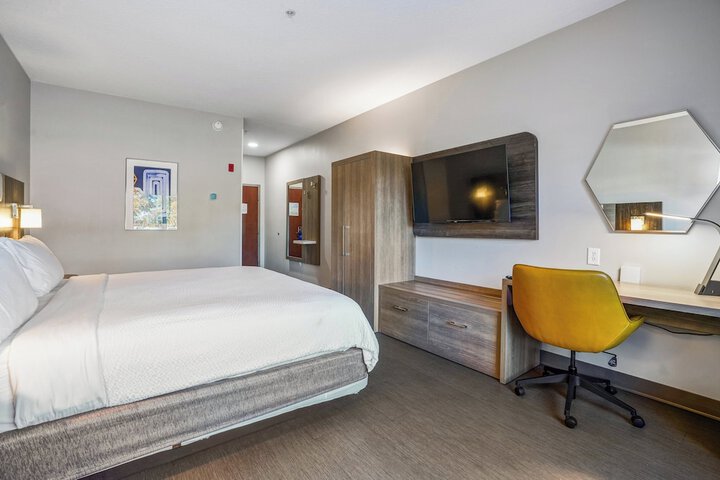 Holiday Inn Express & Suites Jacksonville - Atlantic Beach by IHG