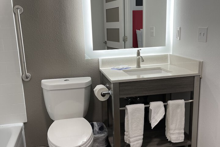 Room 21 of 25