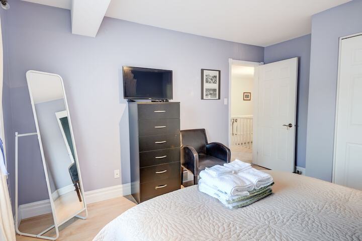Room 9 of 23