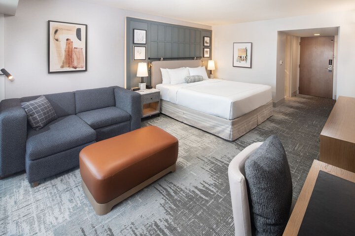 Room 25 of 110