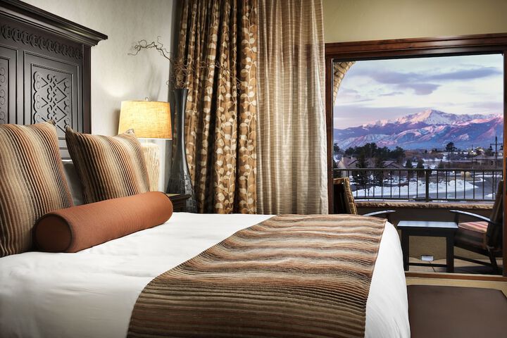 Flying Horse Resort & Club