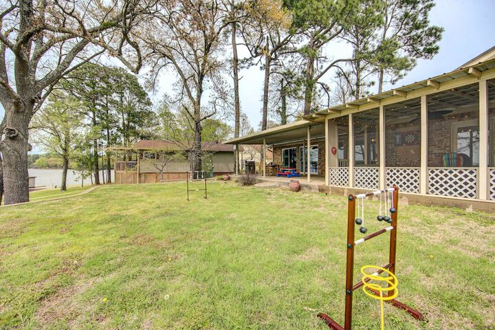 Mineola Lake House w / Dock & Fire Pit!