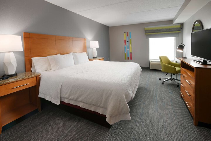 Room 18 of 43