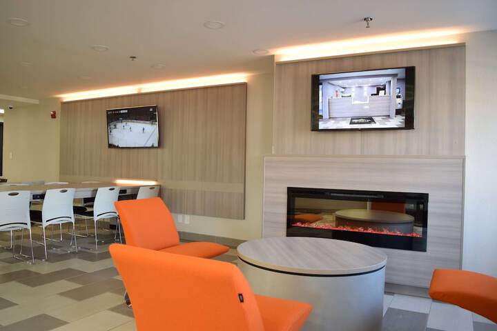 Hotel Interior 10 of 53