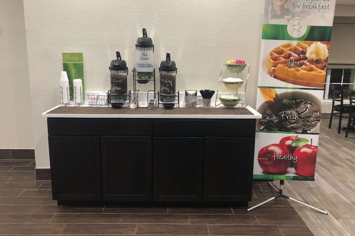 Breakfast/Coffee Service 14 of 17