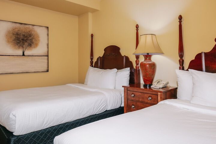 Grant Hall Hotel