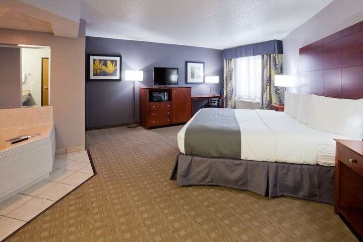 Room 40 of 70