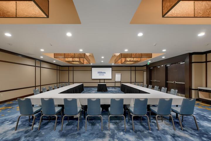 Hilton Irvine / Orange County Airport