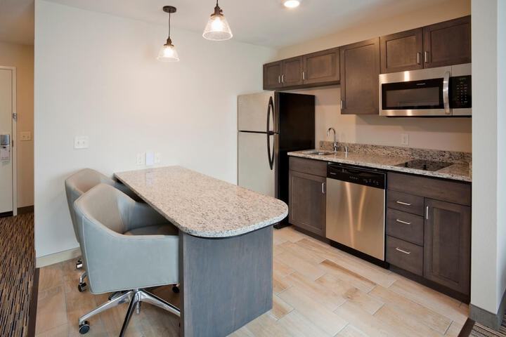 GrandStay Cannon Falls