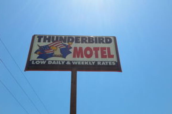 Thunderbird Motel