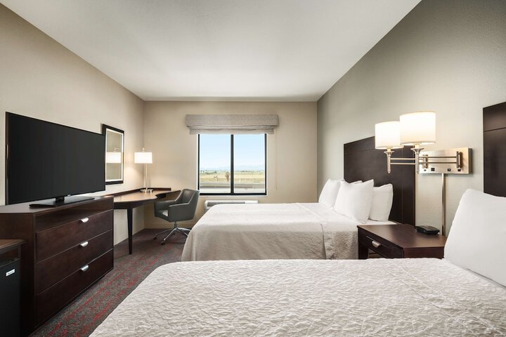 Room 30 of 38