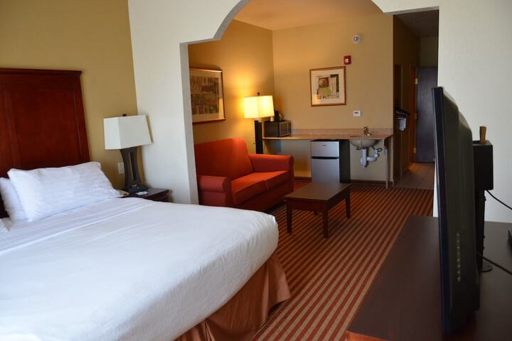 Room 13 of 31