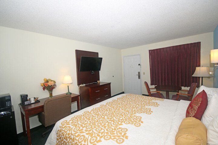 Room 22 of 40