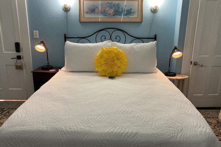 Mount Dora Historic Inn