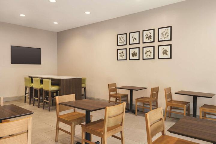 Country Inn & Suites by Radisson Conyers, GA