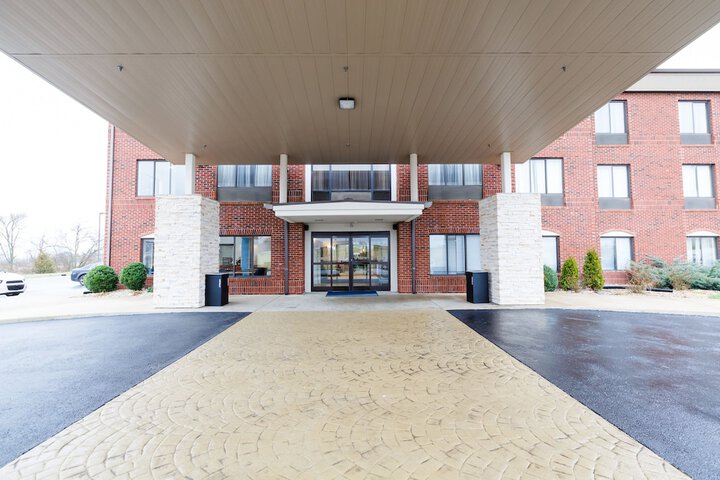 Holiday Inn Express & Suites Shelbyville by IHG