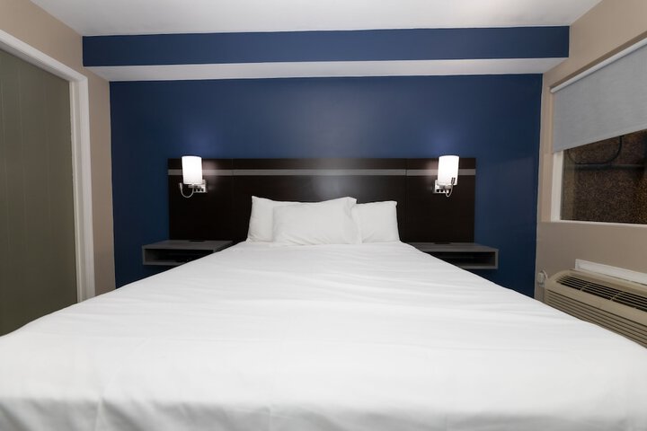 Room 61 of 70